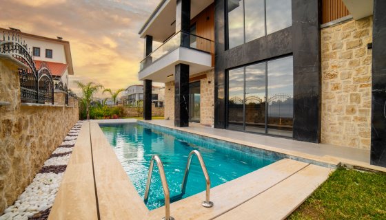 Döşemealtı Villa